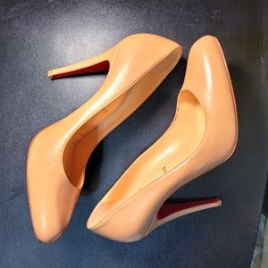 Décolleté 868 Pump  Christian Louboutin